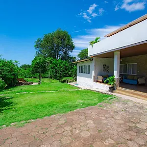  Bed & Breakfast Amancay House