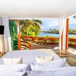 4* Hotel Escalesia Galapagos